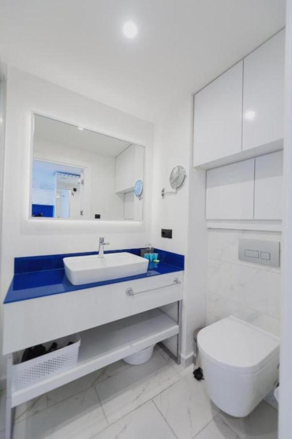Seaside Resort In New Orbi Twins Batumi Ngoại thất bức ảnh