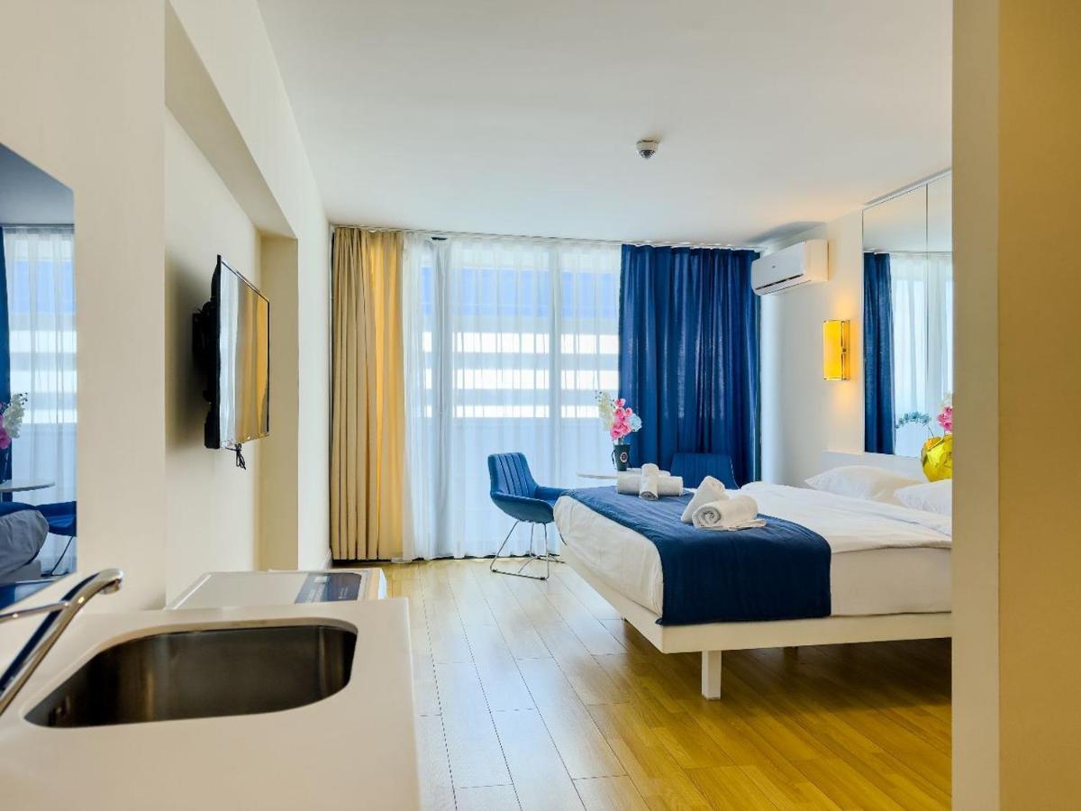 Seaside Resort In New Orbi Twins Batumi Ngoại thất bức ảnh