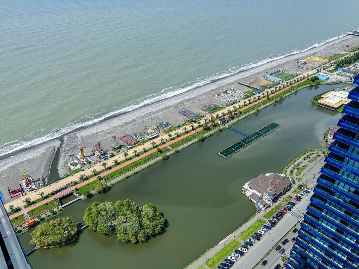 Seaside Resort In New Orbi Twins Batumi Ngoại thất bức ảnh